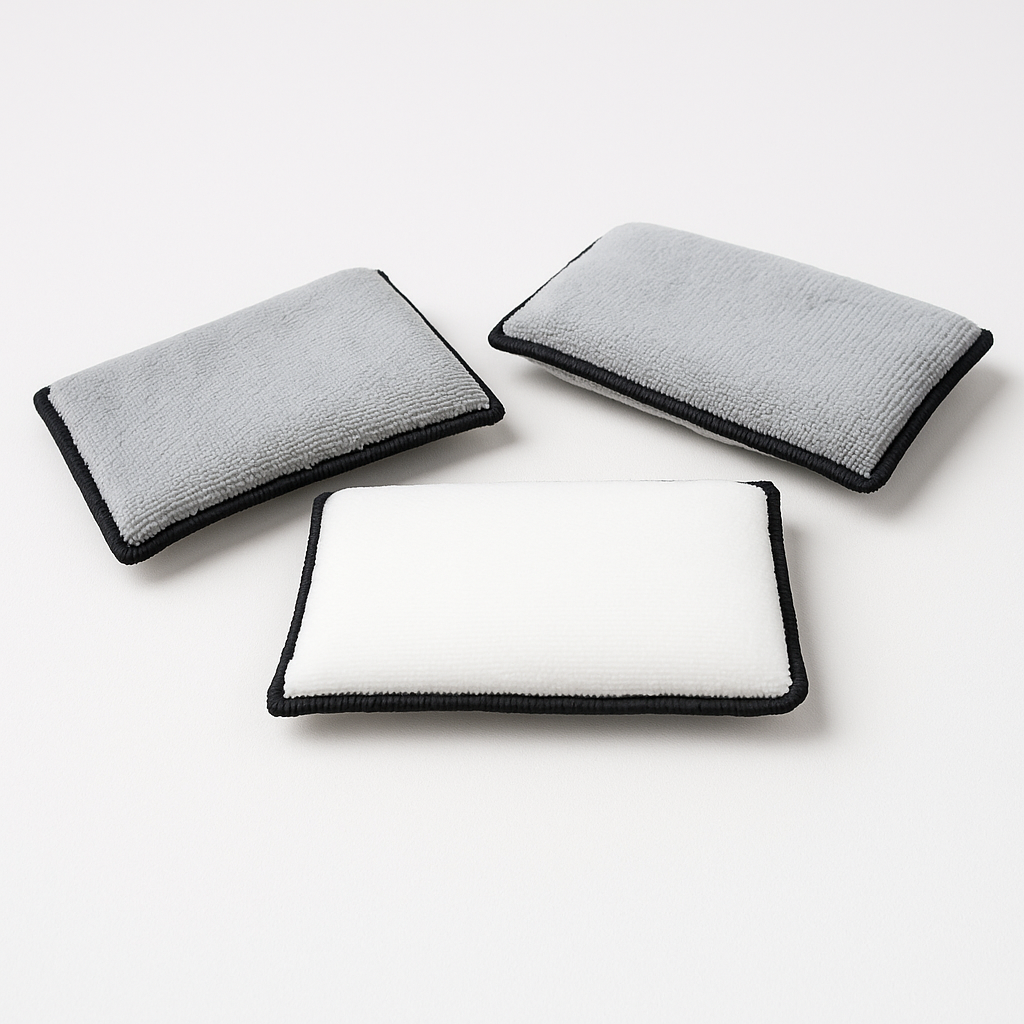 Eponge en microfibre de nettoyage intérieur