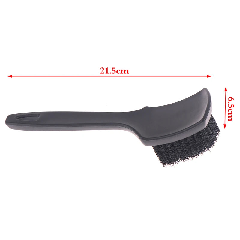 Brosse de nettoyage rigide pour caoutchouc pneu